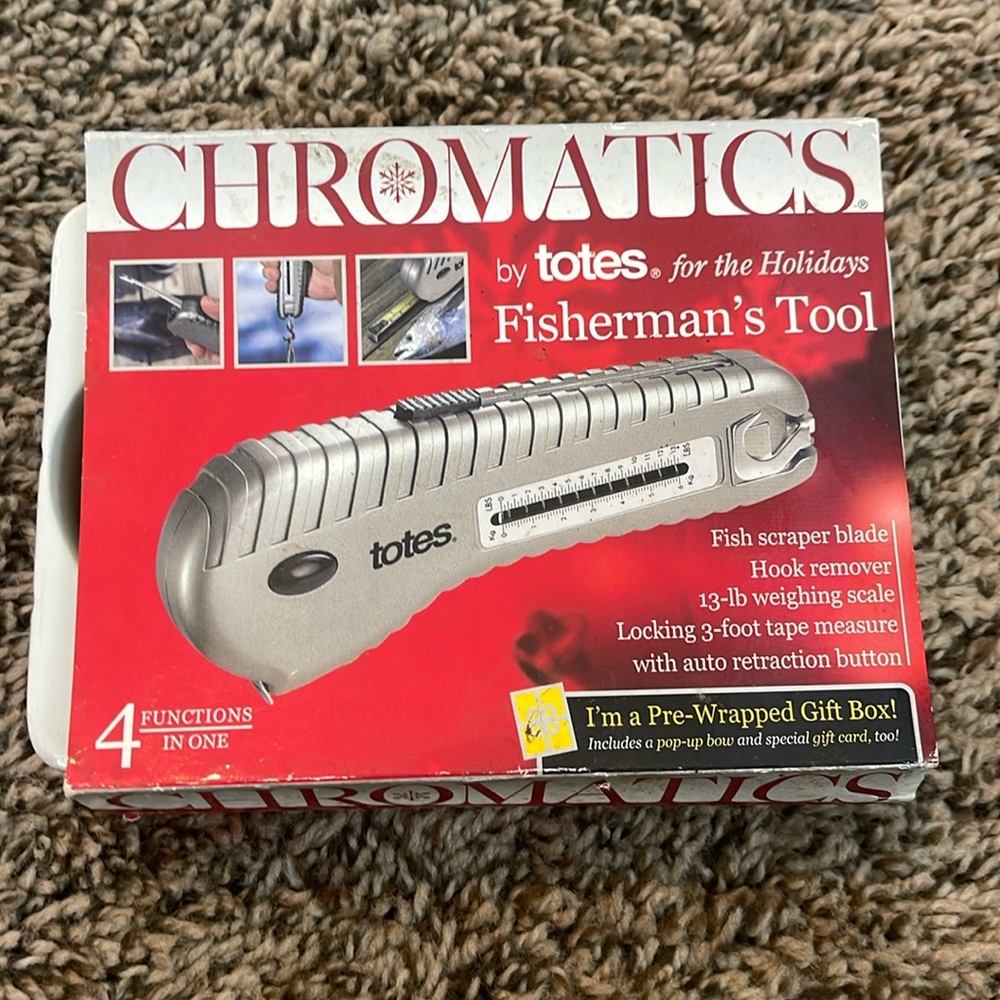 Fisherman's Tool by Totes. Chromatics.